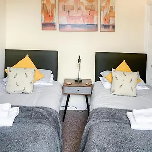 Waverley - Quaint Victorian With Free Parking Apartment York